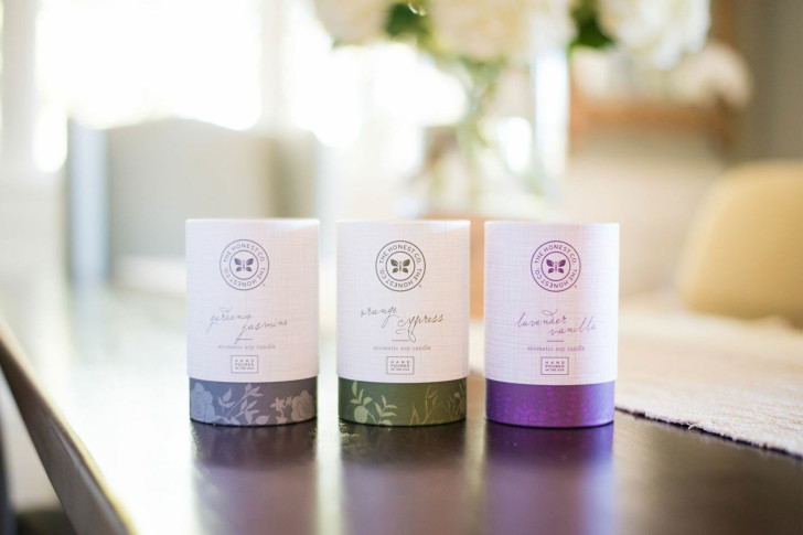 Honest Company Aromatic Soy Candle